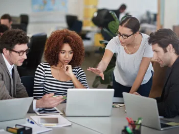 Today’s Blog Industry Finance  Business Consulting. - 斗鱼直播
